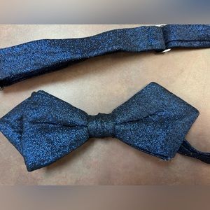 Vintage 80’s Dark Royal Blue Lame Bow Tie